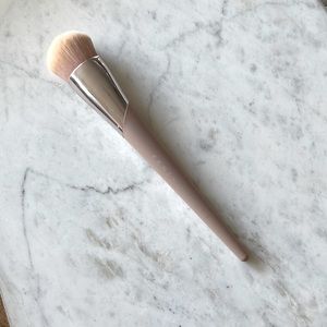 Fenty Beauty Foundation Brush 110